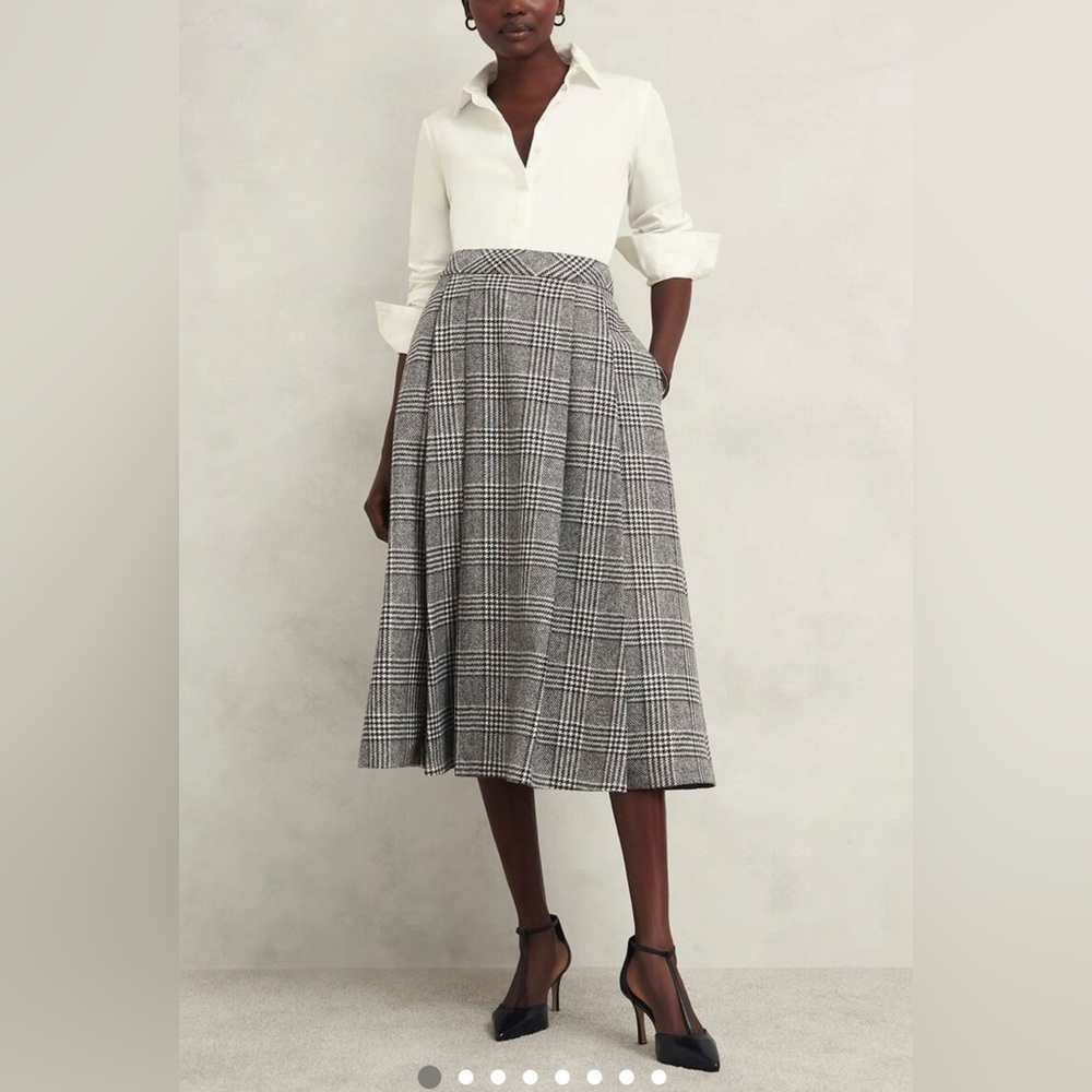 Piombo Midi Length Full Plaid Skirt